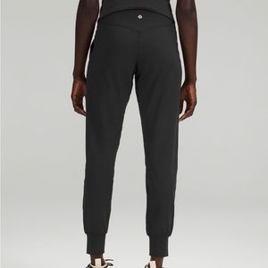 Lululemon Size 6 High Rise Align Jogger